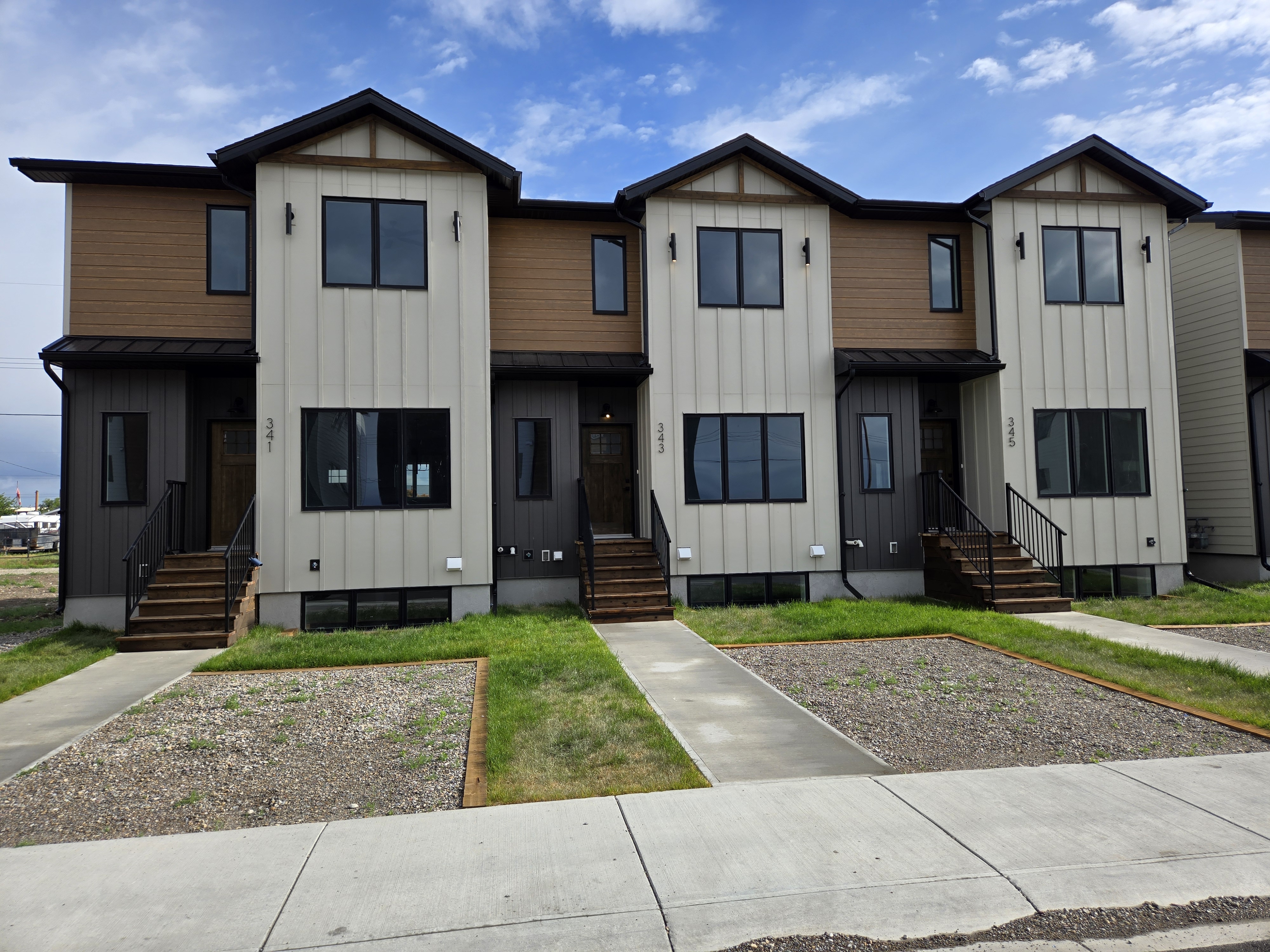 Fort Macleod Townhome 1